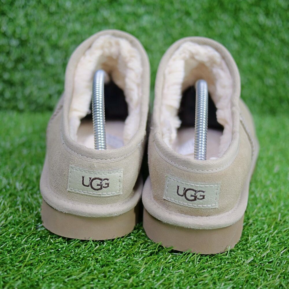 UGG Classic Slipper - 1108193 - Women's Size 11 - Picture 4 of 7